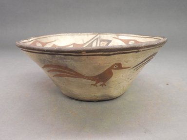 She-we-na (Zuni Pueblo). <em>Decorated Bowl</em>. Clay, slip, 2 15/16 x 7 1/2 in (7.5 x 19 cm). Brooklyn Museum, By exchange, 01.1535.2185. Creative Commons-BY (Photo: Brooklyn Museum, CUR.01.1535.2185_view1.jpg)