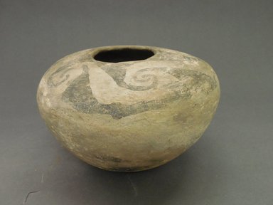 Ancient Pueblo. <em>Bowl</em>. Clay, slip, pigment, 5 x 7 1/2 in. (12.7 x 19.1 cm). Brooklyn Museum, Gift of Charles A. Schieren, 01.1538.1736. Creative Commons-BY (Photo: Brooklyn Museum, CUR.01.1538.1736_view1.jpg)