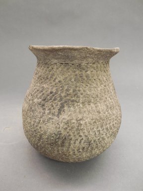 Ancestral Pueblo. <em>Cooking Pot</em>. Clay, 5 3/4 x 5 1/2 in. (14.6 x 14 cm). Brooklyn Museum, Gift of Charles A. Schieren, 01.1538.1798. Creative Commons-BY (Photo: Brooklyn Museum, CUR.01.1538.1798.jpg)