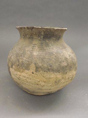 Southwest (unidentified). <em>Plainware Pot</em>. Clay, slip, 6 1/2 x 6 1/2 x 5 in (26.5 x 16.5 x 12.7 cm). Brooklyn Museum, Riggs Pueblo Pottery Fund, 02.257.2355. Creative Commons-BY (Photo: Brooklyn Museum, CUR.02.257.2355.jpg)
