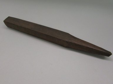 Hawaiian. <em>Four Tapa Beaters (I‘e Kuku)</em>, 19th-early 20th century. Wood, a: 15 1/16 × 1 3/8 in. (38.2 × 3.5 cm). Brooklyn Museum, Gift of George C. Brackett and Robert B. Woodward, 02.258.2629a-d. Creative Commons-BY (Photo: Brooklyn Museum, CUR.02.258.2629a.jpg)