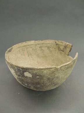 Ancient Pueblo (Anasazi). <em>Bowl</em>, 900-1100 (probably). Clay, 3 3/4 x 7 11/16 in. (9.5 x 18.5 cm). Brooklyn Museum, Museum Expedition 1903, Museum Collection Fund, 03.325.4239. Creative Commons-BY (Photo: Brooklyn Museum, CUR.03.325.4239.jpg)