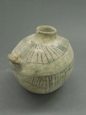Ancient Pueblo. <em>Canteen</em>, 875-1150. Clay, pigment, 4 5/16 × 4 5/16 × 4 5/16 in. (11 × 11 × 11 cm). Brooklyn Museum, Museum Expedition 1903, Museum Collection Fund, 03.325.4268. Creative Commons-BY (Photo: Brooklyn Museum, CUR.03.325.4268.jpg)