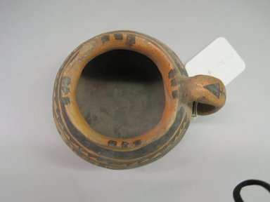 Hopi Pueblo. <em>Decorated Cup with Handle</em>. Ceramic, pigment, 3 1/4 × 4 × 3 1/2 in. (8.3 × 10.2 × 8.9 cm). Brooklyn Museum, Museum Expedition 1903, Museum Collection Fund, 03.325.4325. Creative Commons-BY (Photo: , CUR.03.325.4325_interior.jpg)