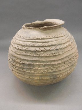 She-we-na (Zuni Pueblo). <em>Water Jar</em>. Clay, 9 1/2 x 11 1/4 in (24.1 x 28.6 cm). Brooklyn Museum, Museum Expedition 1903, Museum Collection Fund, 03.325.4755. Creative Commons-BY (Photo: Brooklyn Museum, CUR.03.325.4755.jpg)