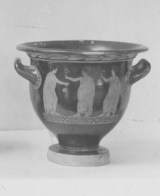 Attributed to (possibly) Tarporley Painter. <em>Red-Figure Bell Krater</em>, ca. 420 B.C.E. Clay, slip, 12 13/16 ×  Diam. of lip 13 3/4 in. (32.5 × 35 cm). Brooklyn Museum, Purchase gift of Robert B. Woodward and Carll H. de Silver, 04.11. Creative Commons-BY (Photo: Brooklyn Museum, CUR.04.11_NegG_print_bw.jpg)