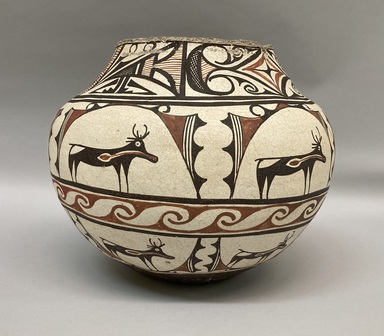 A:shiwi (Zuni Pueblo). <em>Water Jar (Tai-lai)</em>, 1868–1933. Ceramic, pigment, 12 × 15 × 15 in. (30.5 × 38.1 × 38.1 cm). Brooklyn Museum, Museum Expedition 1904, Museum Collection Fund, 04.297.5249. Creative Commons-BY (Photo: Brooklyn Museum, CUR.04.297.5249.jpg)