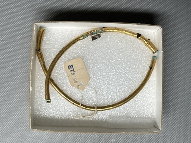 Roman. <em>Bracelet</em>, 2nd-3rd century C.E. Gold, 3 9/16 in. (9.1 cm). Brooklyn Museum, Ella C. Woodward Memorial Fund, 05.523. Creative Commons-BY (Photo: Brooklyn Museum, CUR.05.523_overall.JPG)