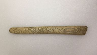 Haida. <em>Women's Knife (Kitulgae)</em>, 19th century. Bone, 9 5/8 x 1 1/8 in.  (24.5 x 2.8 cm). Brooklyn Museum, Museum Expedition 1905, Museum Collection Fund, 05.588.7337. Creative Commons-BY (Photo: Brooklyn Museum, CUR.05.588.7337-1.jpg)