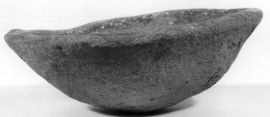  <em>Shallow Bowl</em>, ca. 3500-3300 B.C.E. Clay, 1 5/16 x greatest diam. 3 3/4 in. (3.3 x 9.5 cm). Brooklyn Museum, Charles Edwin Wilbour Fund, 07.447.1368. Creative Commons-BY (Photo: Brooklyn Museum, CUR.07.447.1368_NegA_print_bw.jpg)
