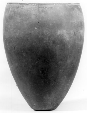  <em>Ovoid Jar</em>, ca. 3800–3500 B.C.E. Clay, 6 7/16 x Greatest Diam. 4 15/16 in. (16.4 x 12.6 cm). Brooklyn Museum, Charles Edwin Wilbour Fund, 07.447.1375. Creative Commons-BY (Photo: Brooklyn Museum, CUR.07.447.1375_NegA_print_bw.jpg)