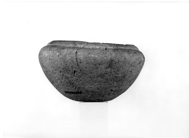  <em>Bowl</em>, ca. 3100-2675 B.C.E. Limestone, 2 1/8 x Diam. 3 7/8 in. (5.4 x 9.8 cm). Brooklyn Museum, Charles Edwin Wilbour Fund, 07.447.149. Creative Commons-BY (Photo: Brooklyn Museum, CUR.07.447.149_NegA_print_bw.jpg)