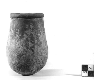  <em>Gourd-Shaped Jar</em>, ca. 3100-2675 B.C.E. Clay, 4 3/16 x Diam. 2 7/8 in. (10.6 x 7.3 cm). Brooklyn Museum, Charles Edwin Wilbour Fund, 07.447.369. Creative Commons-BY (Photo: Brooklyn Museum, CUR.07.447.369_NegA_print_bw.jpg)