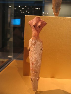  <em>Female Figure</em>, ca. 3650 B.C.E.–3300 B.C.E. Clay, pigment, 8 3/4 x 1 9/16 x 2 in. (22.2 x 3.9 x 5.1 cm). Brooklyn Museum, Charles Edwin Wilbour Fund, 07.447.501. Creative Commons-BY (Photo: Brooklyn Museum, CUR.07.447.501_erg456_2013.jpg)