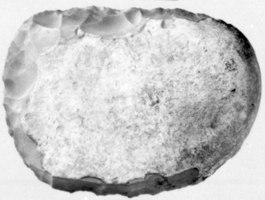 <em>Oval Scraper</em>, ca. 4400-3100 B.C.E. Flint, 2 3/8 x 11/16 x 3 1/4 in. (6 x 1.7 x 8.2 cm). Brooklyn Museum, Charles Edwin Wilbour Fund, 07.447.939. Creative Commons-BY (Photo: , CUR.07.447.939_NegID_07.447.925GRPA_print_cropped_bw.jpg)