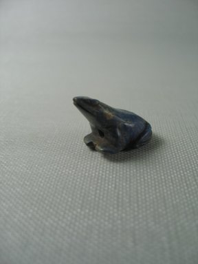  <em>Frog Amulet</em>, ca. 1539 B.C.E., or later. Lapis lazuli, 11/16 x 7/8 in. (1.7 x 2.2 cm). Brooklyn Museum, Charles Edwin Wilbour Fund, 08.480.78. Creative Commons-BY (Photo: Brooklyn Museum, CUR.08.480.78_View2.jpg)