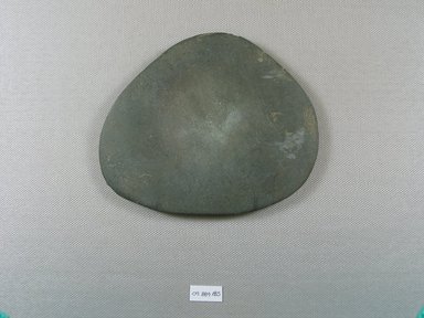  <em>Coarse Palette</em>. Slate, 4 3/8 x 5/16 x 5 1/4 in. (11.1 x 0.8 x 13.3 cm). Brooklyn Museum, Charles Edwin Wilbour Fund, 09.889.185. Creative Commons-BY (Photo: Brooklyn Museum, CUR.09.889.185_overall.jpg)