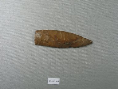  <em>Spearhead</em>, ca. 4400-3100 B.C.E. Flint, 1 1/4 x 1/4 x 4 1/4 in. (3.1 x 0.6 x 10.8 cm). Brooklyn Museum, Charles Edwin Wilbour Fund, 09.889.212. Creative Commons-BY (Photo: Brooklyn Museum, CUR.09.889.212_overall.jpg)