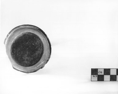  <em>Cylindrical Vase</em>, ca. 3100-2675 B.C.E. Terracotta, 2 13/16 x Diam. 3 1/16 in. (7.1 x 7.8 cm). Brooklyn Museum, Charles Edwin Wilbour Fund, 09.889.456. Creative Commons-BY (Photo: Brooklyn Museum, CUR.09.889.456_NegB_print_bw.jpg)
