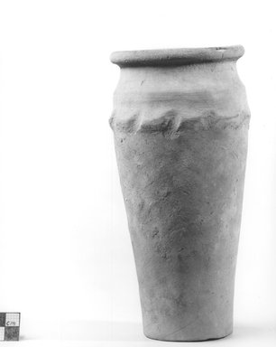  <em>Ovoid Shaped Vase with Wavy Handle</em>. Clay, slip, Height: 8 in. (20.3 cm). Brooklyn Museum, Charles Edwin Wilbour Fund, 09.889.617. Creative Commons-BY (Photo: Brooklyn Museum, CUR.09.889.617_NegA_print_bw.jpg)