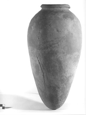  <em>Storage Pot</em>, ca. 3300-2675 B.C.E. Terracotta, 17 3/8 x Diam. 9 3/16 in. (44.1 x 23.4 cm). Brooklyn Museum, Charles Edwin Wilbour Fund, 09.889.725. Creative Commons-BY (Photo: Brooklyn Museum, CUR.09.889.725_NegA_print_bw.jpg)