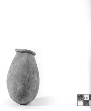  <em>Ovoid Shaped Vase</em>, ca. 4400-3100 B.C.E. Terracotta, pigment Brooklyn Museum, Charles Edwin Wilbour Fund, 09.889.775. Creative Commons-BY (Photo: Brooklyn Museum, CUR.09.889.775_NegA_print_bw.jpg)