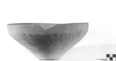  <em>Deep Bowl</em>. Terracotta, Height: 4 5/8 in. (11.8 cm). Brooklyn Museum, Charles Edwin Wilbour Fund, 09.889.787. Creative Commons-BY (Photo: Brooklyn Museum, CUR.09.889.787_NegA_print_bw.jpg)