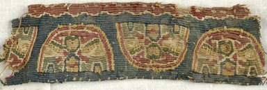 Coptic. <em>Band Fragment with Semi-Circle Decoration</em>, 5th-6th century C.E. Flax, wool, 1/2 x 4 in. (1.3 x 10.2 cm). Brooklyn Museum, Gift of the Egypt Exploration Fund, 15.455. Creative Commons-BY (Photo: Brooklyn Museum (in collaboration with Index of Christian Art, Princeton University), CUR.15.455_ICA.jpg)