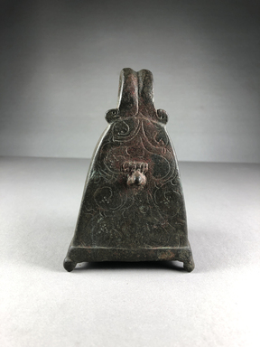  <em>Bell</em>, 30 C.E.-395 C.E. Bronze, 4 3/4 × 3 1/16 × 2 11/16 in. (12 × 7.8 × 6.8 cm). Brooklyn Museum, Gift of Evangeline Wilbour Blashfield, Theodora Wilbour, and Victor Wilbour honoring the wishes of their mother, Charlotte Beebe Wilbour, as a memorial to their father, Charles Edwin Wilbour, 16.580.121. Creative Commons-BY (Photo: , CUR.16.580.121_view01.jpg)