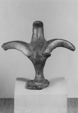  <em>Foot of an Object</em>. Bronze, 2 1/4 × 3 in. (5.7 × 7.6 cm). Brooklyn Museum, Gift of Evangeline Wilbour Blashfield, Theodora Wilbour, and Victor Wilbour honoring the wishes of their mother, Charlotte Beebe Wilbour, as a memorial to their father, Charles Edwin Wilbour, 16.580.155. Creative Commons-BY (Photo: , CUR.16.580.155_noneg_print_bw.jpg)
