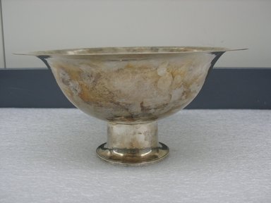 Peter Muller-Munk (American, born Germany, 1904-1967). <em>Footed Bowl</em>. Silver, 4 5/16 x 9 in. (11 x 22.9 cm). Brooklyn Museum, Gift of Denis Gallion and Daniel Morris, 1992.270.3. Creative Commons-BY (Photo: Brooklyn Museum, CUR.1992.270.3.jpg)