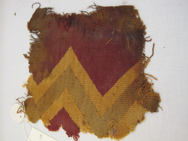  <em>Textile Fragment, Undetermined</em>, 1000-1400. Camelid fiber, 6 × 7 in. (15.2 × 17.8 cm). Brooklyn Museum, Gift of Kay Hodnett Nunez, 1995.47.128. Creative Commons-BY (Photo: , CUR.1995.47.128.jpg)