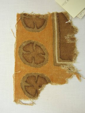  <em>Textile Fragment,  Undetermined</em>, 1400-1532. Cotton, pigment, 5 1/8 x 6 11/16 in. (13 x 17 cm). Brooklyn Museum, Gift of Kay Hodnett Nunez, 1995.47.136. Creative Commons-BY (Photo: Brooklyn Museum, CUR.1995.47.136.jpg)