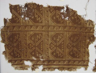 Chancay. <em>Textile Fragments, Undetermined</em>, 1400-1700. Cotton, a: 15 3/4 × 10 3/4 in. (40 × 27.3 cm). Brooklyn Museum, Gift of Kay Hodnett Nunez, 1995.47.14a-b. Creative Commons-BY (Photo: Brooklyn Museum, CUR.1995.47.14a-b_view01.jpg)