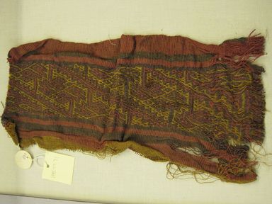 Pativilca. <em>Textile Fragment, Undetermined</em>, 1000-1400. Cotton, camelid fiber, 7 × 13 3/4 in. (17.8 × 34.9 cm). Brooklyn Museum, Gift of Kay Hodnett Nunez, 1995.47.71. Creative Commons-BY (Photo: , CUR.1995.47.71.jpg)