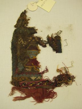 Possibly Chimú. <em>Textile Fragment, Undetermined</em>, 1400-1532. Cotton, camelid fiber, 10 1/16 × 5 1/8 in. (25.5 × 13 cm). Brooklyn Museum, Gift of Kay Hodnett Nunez, 1995.84.15. Creative Commons-BY (Photo: , CUR.1995.84.15.jpg)