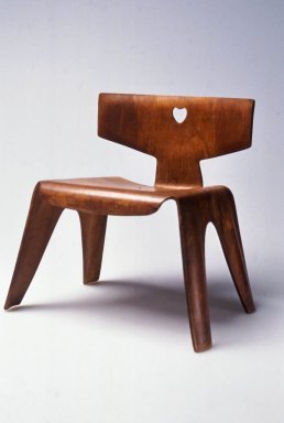 Ray Eames (Bernice Alexandra Kaiser) (American, 1912–1988). <em>Child's Chair</em>, ca. 1945. Molded plywood, 14 1/4 x 14 1/4 x 10 3/4 in. (36.0 x 36.0 x 27.2 cm). Brooklyn Museum, Modernism Benefit Fund, 1996.6. Creative Commons-BY (Photo: Brooklyn Museum, CUR.1996.6.jpg)