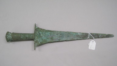 Dian. <em>Dagger with Figural Images on Handle</em>, 481-221 B.C.E. Bronze, 1 x 5 3/16in. (2.5 x 13.1cm). Brooklyn Museum, Anonymous gift, 1999.134.1 (Photo: , CUR.1999.134.1.jpg)