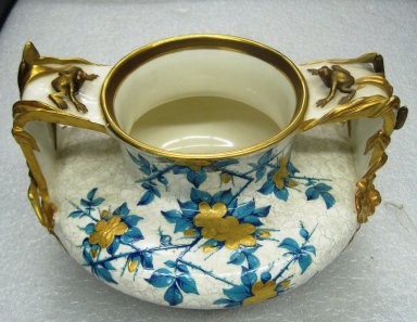 Worcester Royal Porcelain Co. (founded 1751). <em>Vase</em>, Registered 1879 Manufactured 1881. Porcelain, Other: 6 x 9 1/2 x 8 3/4 in. (15.3 x 24.1 x 22.2 cm). Brooklyn Museum, Gift of the Estate of Harold S. Keller, 1999.152.239. Creative Commons-BY (Photo: Brooklyn Museum, CUR.1999.152.239.jpg)