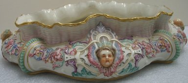 Worcester Royal Porcelain Co. (founded 1751). <em>Bowl</em>, ca. 1865. Porcelain, 3 1/8 x 13 1/2 x 10 in. (7.9 x 34.3 x 25.4 cm). Brooklyn Museum, Gift of the Estate of Harold S. Keller, 1999.152.305. Creative Commons-BY (Photo: Brooklyn Museum, CUR.1999.152.305_view3.jpg)