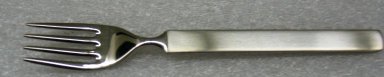 Achille Castiglioni (Italian, 1918-2002). <em>Dessert Fork, 'Dry' Pattern, Model 4180-5</em>, Designed 1982-1985. Stainless steel, length: (17.0 cm). Brooklyn Museum, Gift of Alessi S.p.A., 1999.40.40. Creative Commons-BY (Photo: Brooklyn Museum, CUR.1999.40.40.jpg)