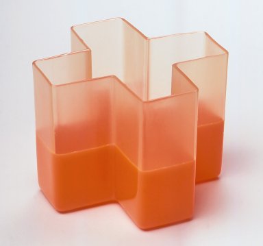 Karim Rashid (Canadian, born Egypt, 1960). <em>Soul, Vessel</em>, Manufactured 1999. Plastic, 4 1/2 x 5 7/8 x 5 7/8 in.  (11.4 x 14.9 x 14.9 cm). Brooklyn Museum, Gift of Karim Rashid, 2000.50.2. Creative Commons-BY (Photo: Brooklyn Museum, CUR.2000.50.2.jpg)