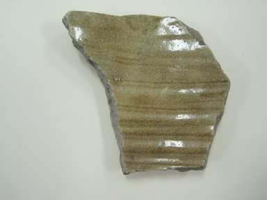  <em>Shard</em>. Stoneware with glaze, height x width x length x thickness: 13/16 x 3 7/16 x 3 9/16 x 3/8 in. (2 x 8.8 x 9 x 0.9 cm). Brooklyn Museum, The Peggy N. and Roger G. Gerry Collection, 2004.28.176. Creative Commons-BY (Photo: Brooklyn Museum, CUR.2004.28.176_view2.jpg)
