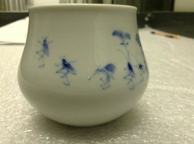  <em>Tea Cup</em>, late 17th century. Hirado ware, porcelain with underglaze blue, 2 3/4 x 3 3/8 in. (7 x 8.5 cm). Brooklyn Museum, The Peggy N. and Roger G. Gerry Collection, 2004.28.56. Creative Commons-BY (Photo: Brooklyn Museum, CUR.2004.28.56_view1.jpg)
