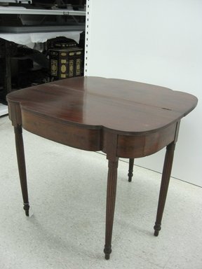  <em>Card Table</em>, late 18th century. Mahogany, boxwood, 29 1/2 x 32 x 18 1/2 in. (74.9 x 81.3 x 47 cm). Brooklyn Museum, Bequest of Elisabeth Sloan Livingston, 2004.35.7. Creative Commons-BY (Photo: Brooklyn Museum, CUR.2004.35.7_view2.jpg)