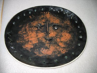 Madoura Potter. <em>Platter</em>, 1947-1971. Glazed earthenware, 1 1/2 x 15 5/8 x 12 7/8 ins. Brooklyn Museum, Gift of the Estate of Dr. Eleanor Z. Wallace, 2007.41.8. Creative Commons-BY (Photo: Brooklyn Museum, CUR.2007.41.8.jpg)