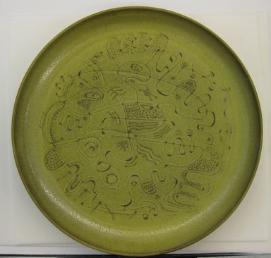 Edwin Scheier (American, 1910-2008). <em>Charger</em>, ca. 1960. Stoneware, 1 3/4 x 13 3/4 in. (4.4 x 34.9 cm). Brooklyn Museum, Gift in memory of Professor Elliot and Lillian Zupnick by their children, Judith Ellen and Henry David Zupnick, 2009.80.4. Creative Commons-BY (Photo: Brooklyn Museum, CUR.2009.80.4.jpg)