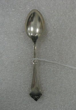 Hart Brothers, Brooklyn. <em>Teaspoon</em>, Patented 1868. Silver Brooklyn Museum, Gift of William Lee Younger in memory of Joseph A. Henehan, 2010.77.15. Creative Commons-BY (Photo: Brooklyn Museum, CUR.2010.77.15_back.jpg)