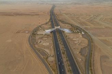 Ahmed Mater (Saudi, born 1979). <em>On the Haramain Highway</em>, 2014. Chromogenic photograph, image: 20 1/4 × 30 1/4 in. (51.4 × 76.8 cm). Brooklyn Museum, Purchased with funds given by an anonymous donor, 2018.56.4. © artist or artist's estate (Photo: Image courtesy the artist, CUR.2018.56.4_Ahmed Mater_photograph.jpg)