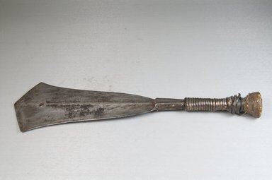 Ngbandi. <em>Sword, Grooved</em>, 19th century. Iron, wood, copper, 3 9/16 x 11 13/16 in. (9 x 30 cm). Brooklyn Museum, Museum Expedition 1922, Robert B. Woodward Memorial Fund, 22.1085. Creative Commons-BY (Photo: Brooklyn Museum, CUR.22.1085_side_PS5.jpg)